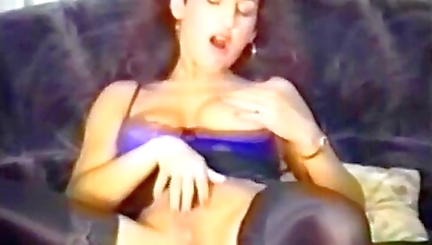 Naughty Whore Drops To Her Knees And Gives Hung Stud A Wet Head Then Fucks Naughty Whore Drops To Her Knees And Gives Hung Stud A Wet Head Then Fucks